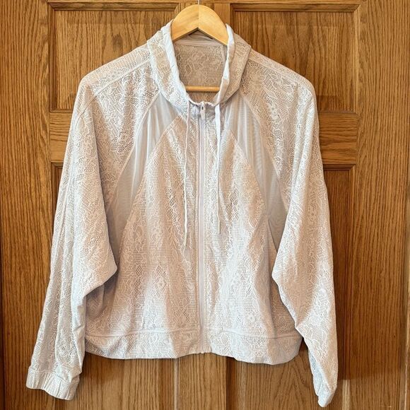 LULULEMON In Depth Lace Jacket - Picture 5 of 15